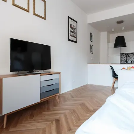 Days - Art Deco - Center Apartamento