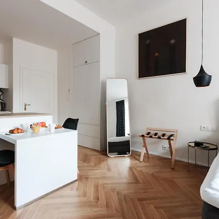Days - Art Deco - Center Apartment *